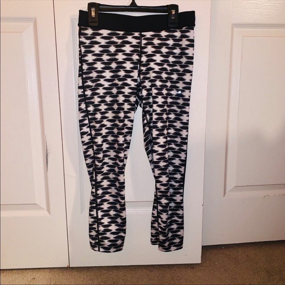 Nike dri fit workout leggings